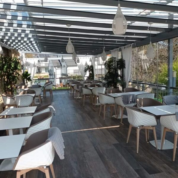 eltolható üvegteraszok,lapozható üvegterasz